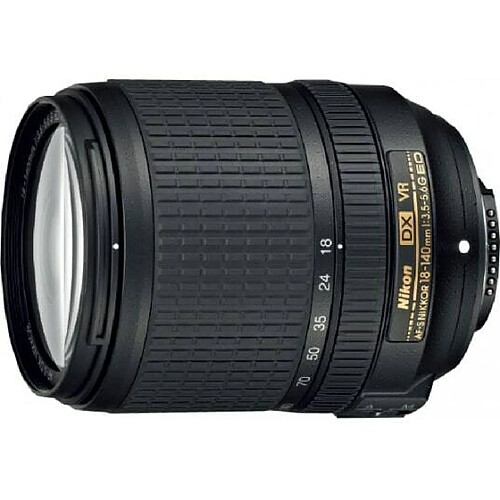 Nikon AF-S DX 18-140 mm f/3,5-5,6 G ED VR